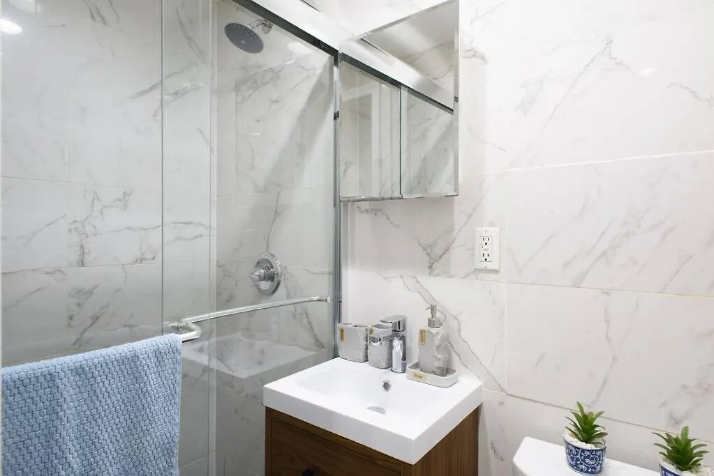69-2A Holiday Retreat Prime Lower East Side 1Br Apt Nowy Jork Apartament